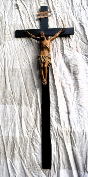 Crucifix, Christus gelakt in hout gekruisigd - Hout - Tweede helft 19e eeuw