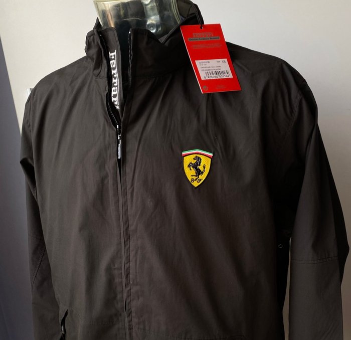 Ferrari - Trench coat - Catawiki