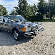 Mercedes-Benz – 230 E – 1981