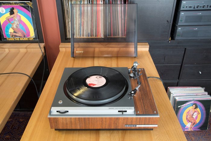 Sony - TTS 3000 with 9" PUA-237 Tonearm - Record player