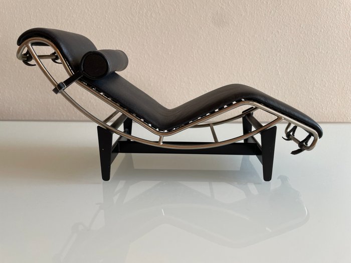 Charlotte Perriand, Le Corbusier, Pierre Jeanneret - Vitra - Catawiki