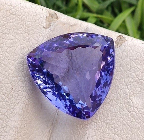 紫色, 蓝色 坦桑石 - 5.04 ct