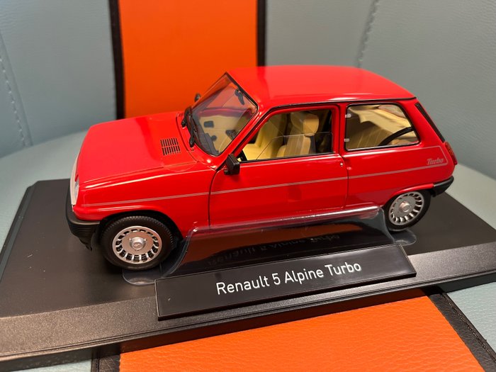Norev 1:18 - Pienoismalliauto -Renault 5 Alpine Turbo 1983 - 1983