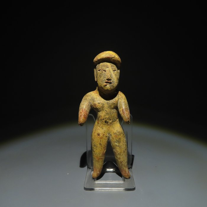 墨西哥奥尔梅卡 Terracotta 数字。公元前 1200-600 年。 10.8 厘米。 “米歇尔·维纳弗收藏”。西班牙进口许可证。