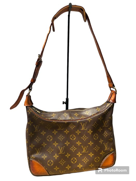Louis Vuitton - Boulogne Shoulder bag - Catawiki