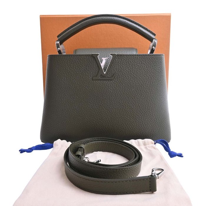 Louis Vuitton Capucines Bb Handbag