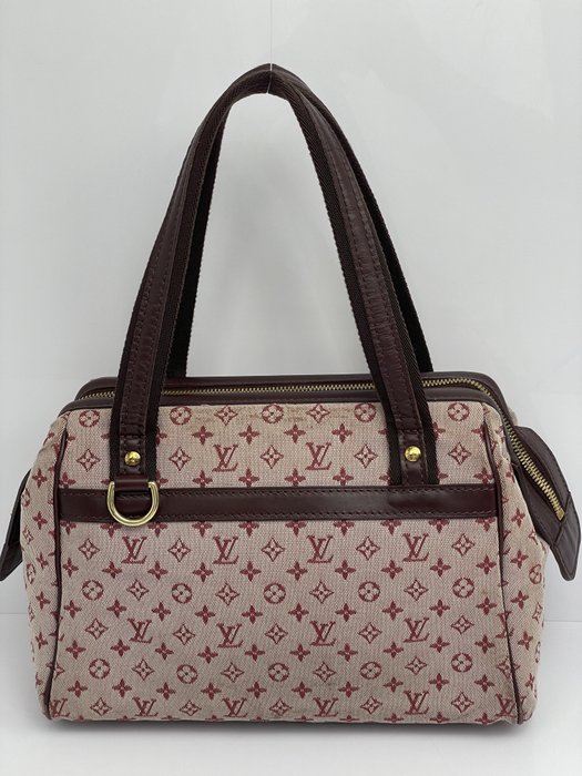 Louis Vuitton Josephine Bag