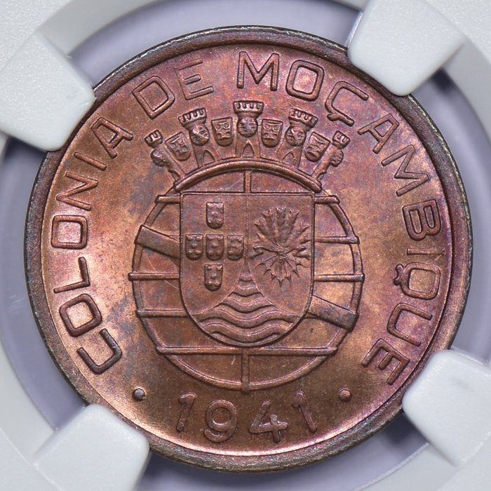 Portugál Mozambik. Republic. 20 centavos 1941 - NGC - MS 64