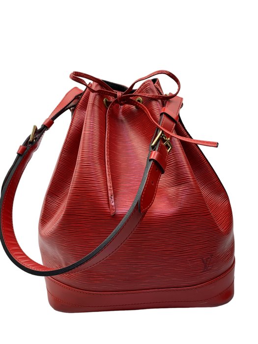 Sold at Auction: Louis Vuitton, Louis Vuitton Red Epi Leather Petit Noe  Bucket Bag