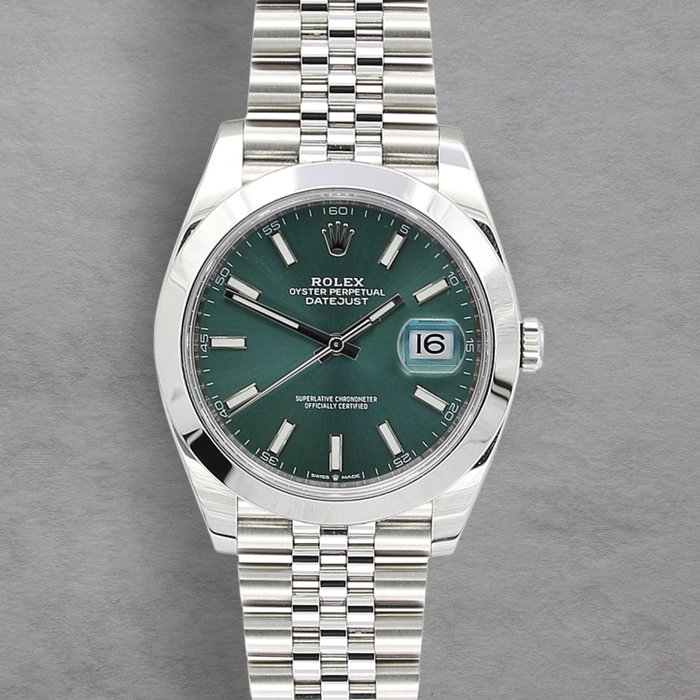 Rolex - Oyster Perpetual Datejust 41 'Green Dial' - 126300 - Herre - 2011-nå