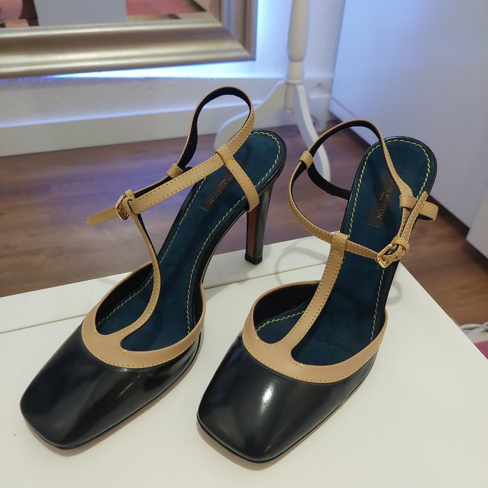 Louis Vuitton - Lace-up shoes - Size: Shoes / EU 39 - Catawiki