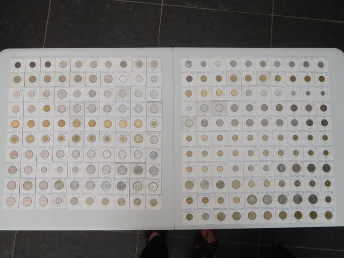 World. Collection of coins from Spain and Italy  (210 pieces)
