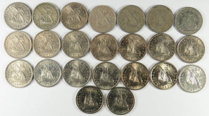 Portugal. Republic. 2 1/2 Escudos, Coleção Completa & 5 Escudo, Coleção Completa 1963/1986 (55 moedas)