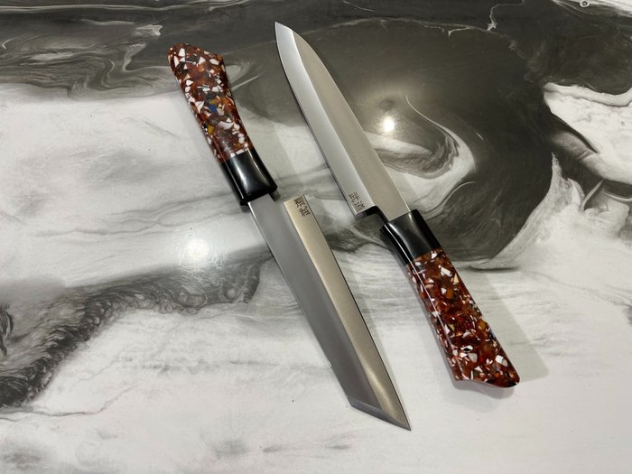 Kitchen knife - Chef's knife -  Hammered Special Steel Japanese Chef Knives - Mix Colour Resin Handle - Japan