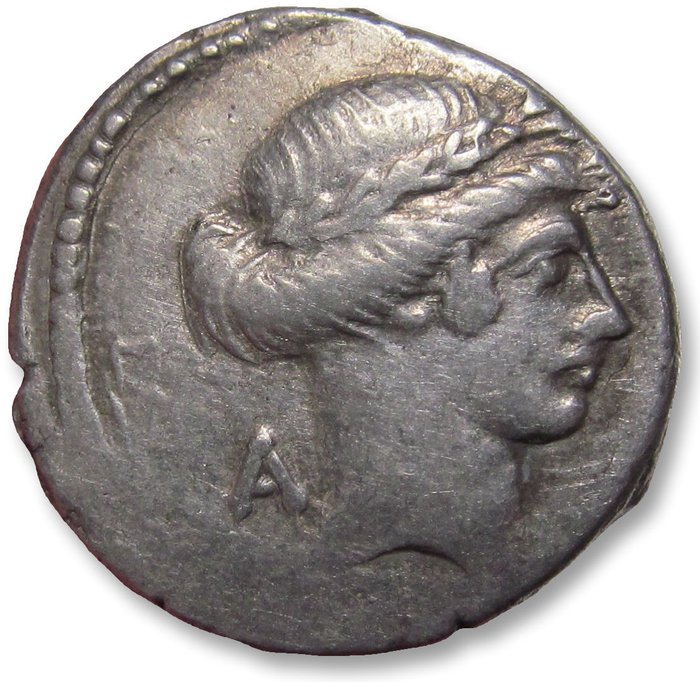 Repubblica romana. C. Considius Paetus. Denarius Rome mint 46 B.C.