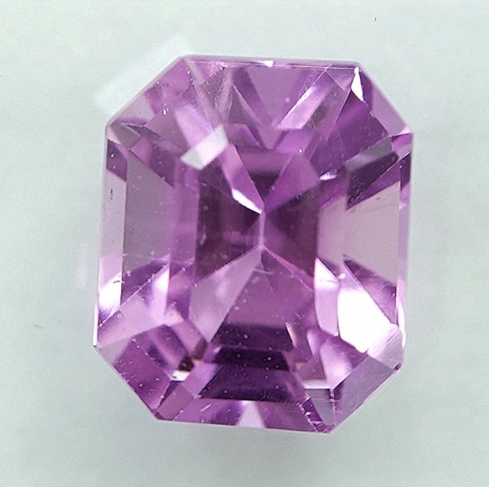 紫鋰輝石 - 3.20 ct