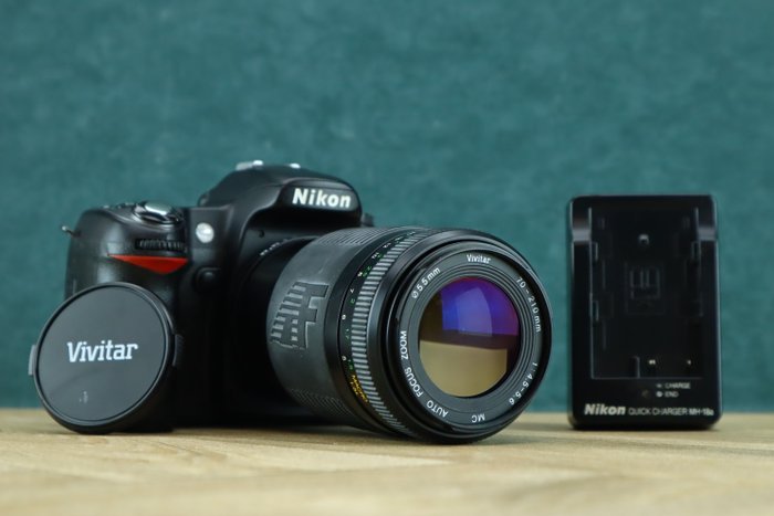 Nikon D80 + Vivitar 70-210mm 1:4.5-5.6 Digitális tükörreflexes fényképezőgép (DSLR)