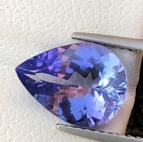紫色, 蓝色 坦桑石 - 2.39 ct