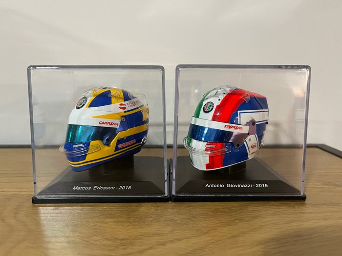 Spark 1:5 - Machetă mașină de curse  (2) -Alfa Romeo Drivers Pack - Antonio Giovinazzi 2019 - Marcus Ericsson 2018