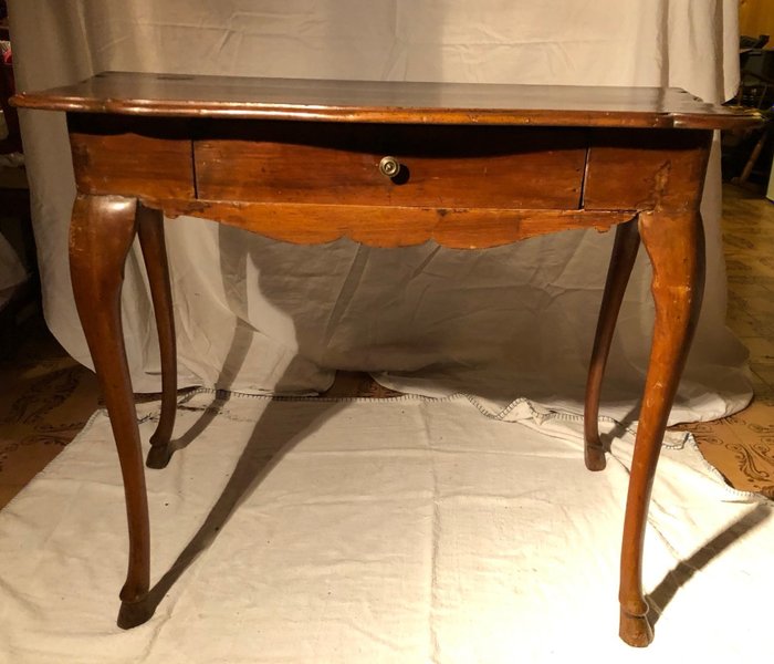 Console table - 