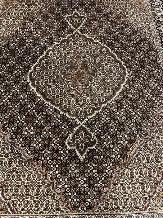 Tabriz - Carpet - 200 cm - 151 cm