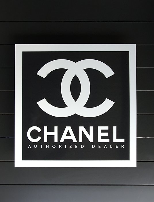 LVMH - Mainoskyltti - Valtuutettu jälleenmyyjä Chanel Sign - Alumiini