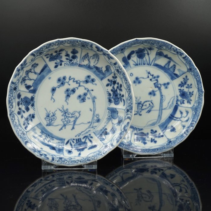 Pair of Ca Mau Shipwreck Yongzheng Blue and White Deer Saucers Ex Sotheby's - 盘子 (2) - 瓷