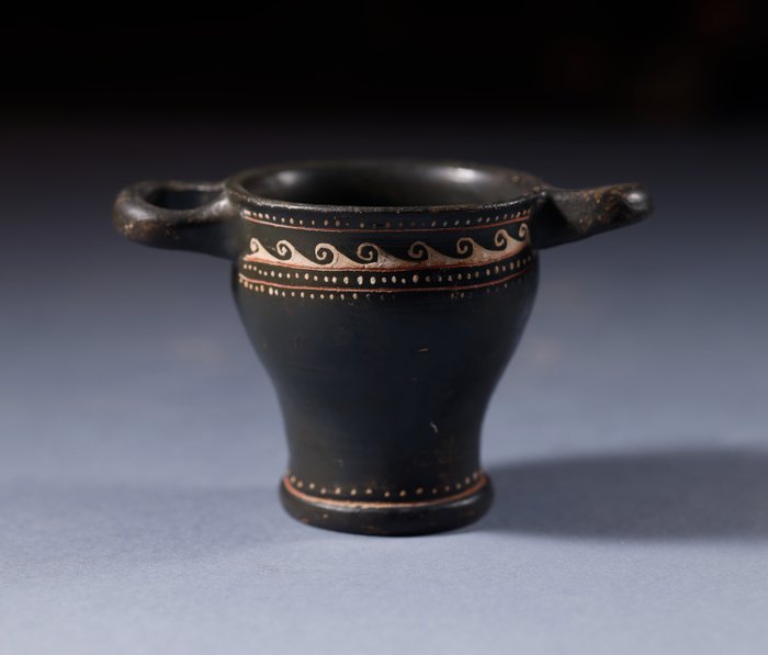 Oldtidens Hellas, mykensk Keramikk dekorert Skyphos - 8.5 cm