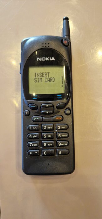 Nokia 2110 - Matkapuhelin - Ilman alkuperäistä pakkauksessa