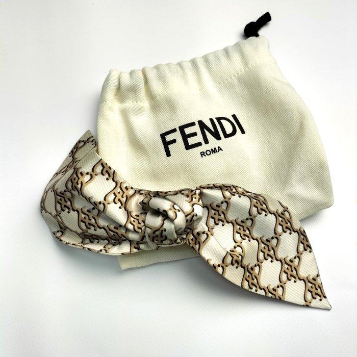 Fendi - Hair Barrette Clip - Fashion accessories set