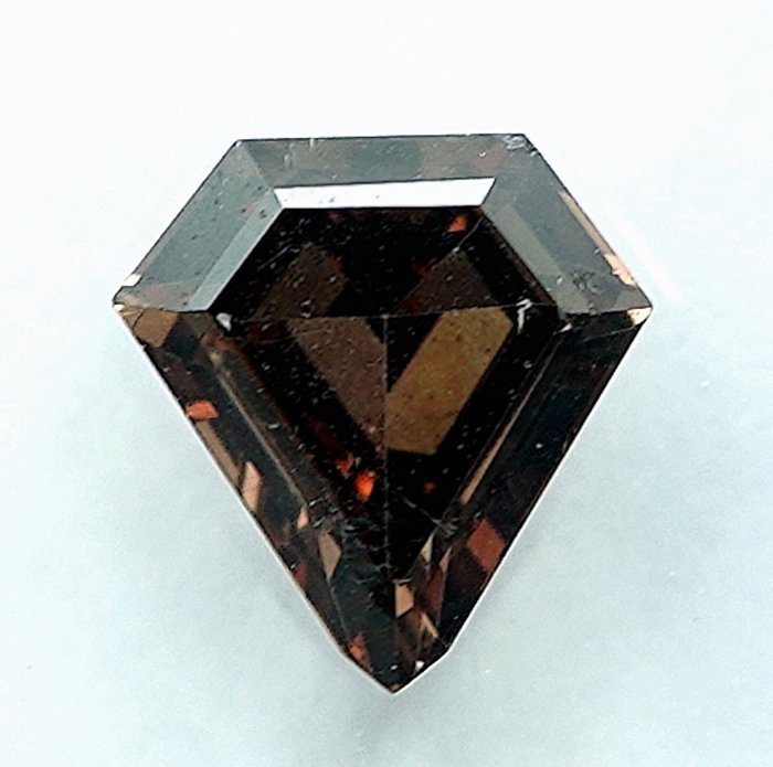 Diamant - 0.58 ct - Heptagon, trinskåret - Cognac - VS2