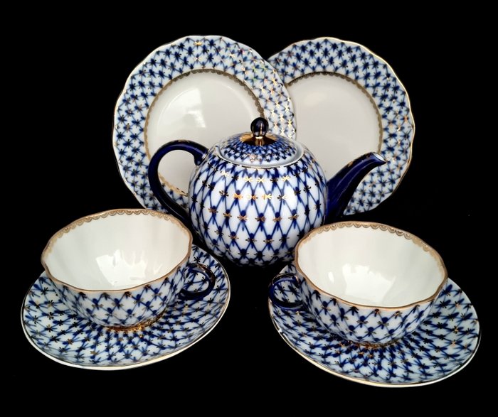 Lomonosov Imperial Porcelain Factory - Serviço de mesa - Bule e 2 jogos de chá, rede de cobalto de 3 peças, ouro 22 quilates - Porcelana