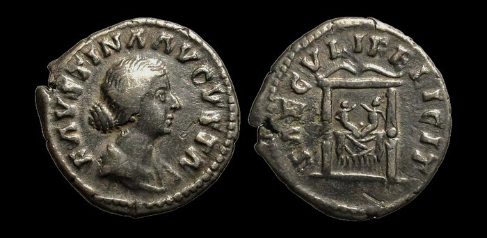 羅馬帝國. Faustina II (Augusta, AD 147-175). Denarius Rome - SAECVLI FELICIT Frontal throne on which sit two infants