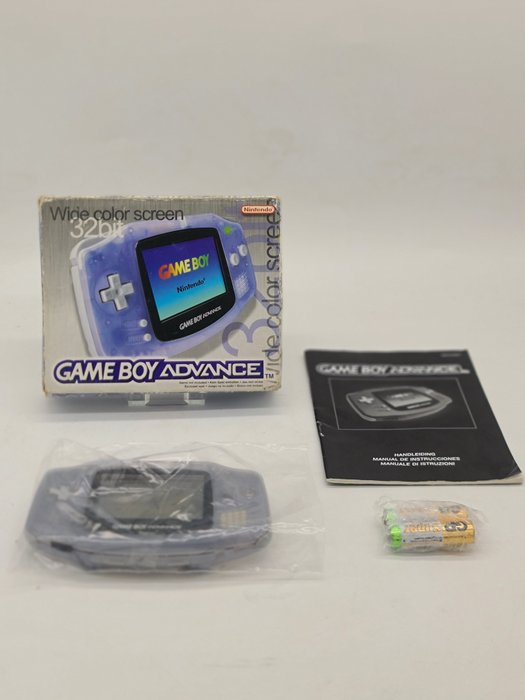 Nintendo - Gameboy Advance Glacier Edition Boxed - PAL - EUR Sealed on 1 side - Videojáték-konzol - Eredeti dobozban