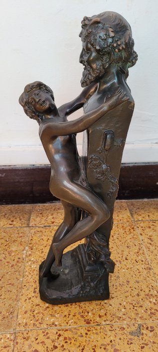 雕刻, "L'Offrande à Priape", d'après Clodion - 34 cm - 青銅色