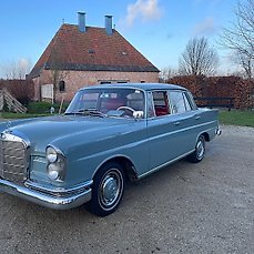 Mercedes-Benz – 220 SE – 1961