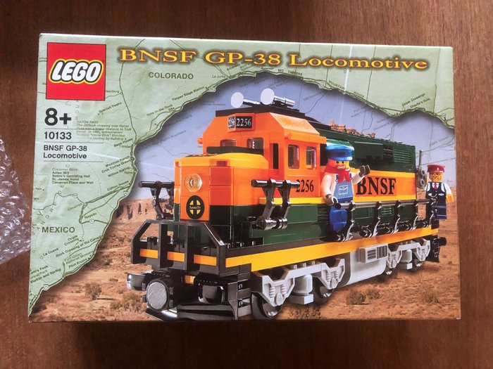 Lego - Trains - 10133 - Burlington Northern Santa Fe (BNSF) GP-38 Locomotive