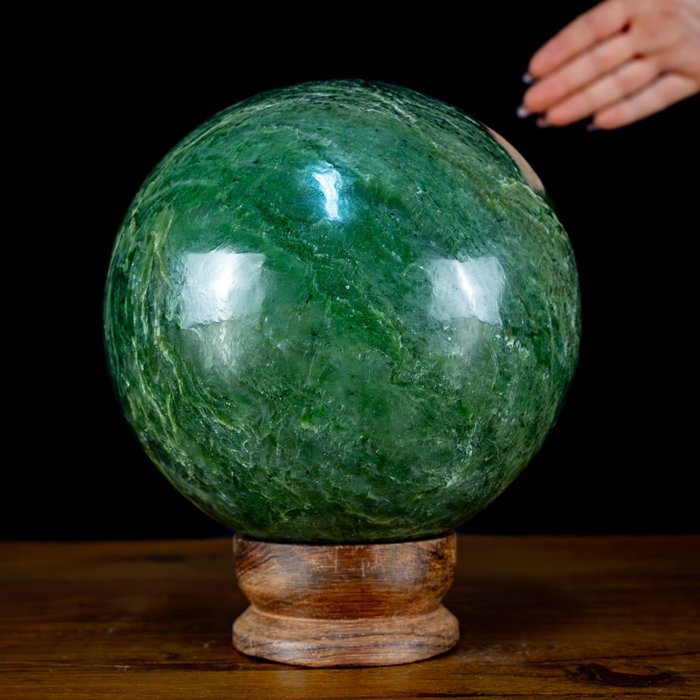 Natürliche Hochwertige Jade-Nephrit Kugel- 6320.44 g