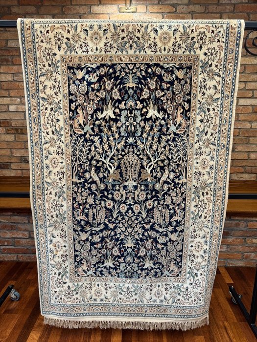 Figural exclusivo de Nain com seda - Carpete - 195 cm - 113 cm