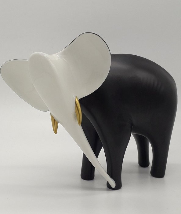 Royal Dux - Jaroslav Ježek (1923-2002) - 雕像 - Bicolor Elephant - 瓷