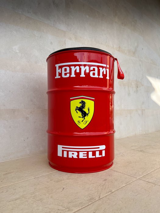 Silla barril negra con temática Ferrari (5/9) - PK Werks