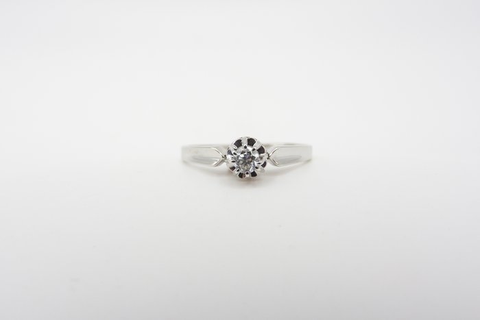 Ring - Hvidguld -  0.12ct. Diamant 