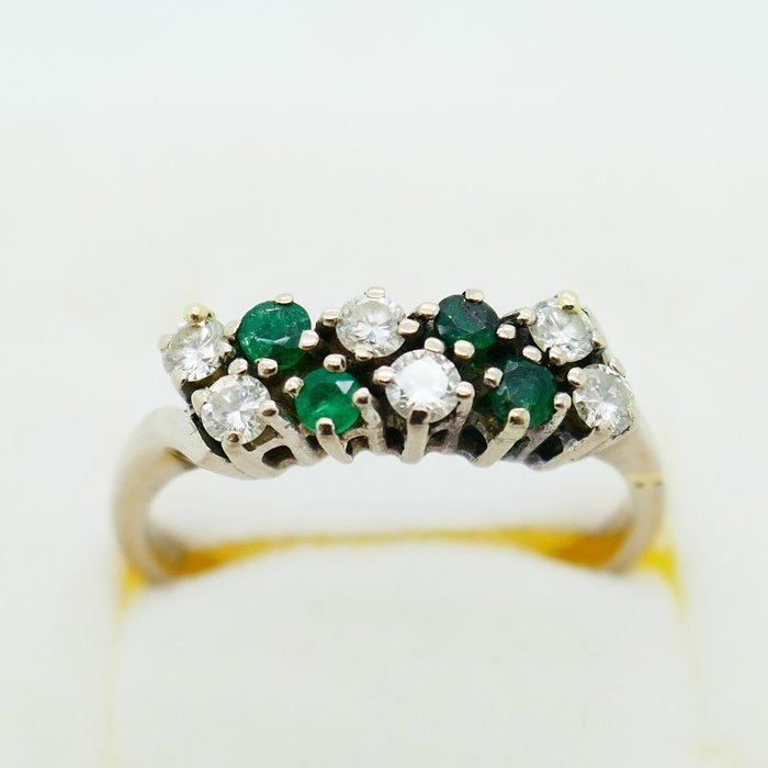 14 karaat Witgoud – Ring – 0.44ct Diamant & Smaragd – maat 53EU/16.8mm