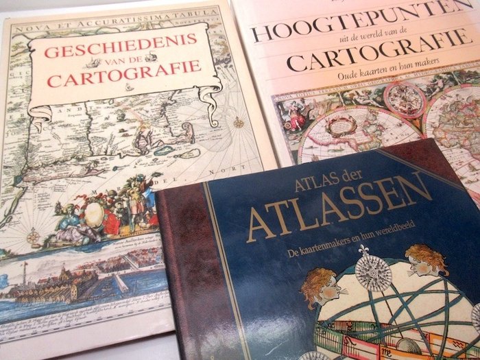 Wereld, Atlas - Alle Continenten; Mercator, Ortelius, Hondius, Blaeu, Janssonius, e.v.a. - De Geschiedenis van de Cartografie + Hoogtepunten uit de Wereld van de Cartografie + Atlas der - 0 - 1950