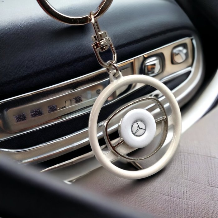 Accessoire - Mercedes-Benz - Mercedes Benz Classic Automobilia Keychain | Model Type W107-W108-W109-W111-W114-W115