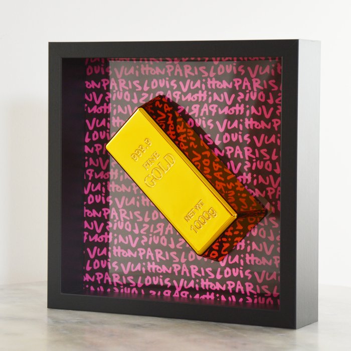 nLm - Gold bar on Louis Vuitton Style Black/Pink