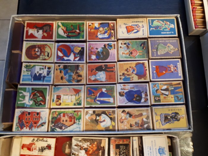 Tulitikkurasia (1000) - Matchbox-kokoelma 60- ja 80-luvuilta - Pahvi