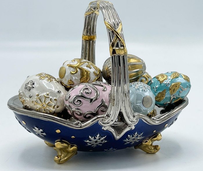 法贝热鸡蛋 - Franklin Mint - House of Fabergé - Winter Egg Basket - 9 wonderfull Fabergé-eggs - with 24 carat - Gold-plated, 瓷