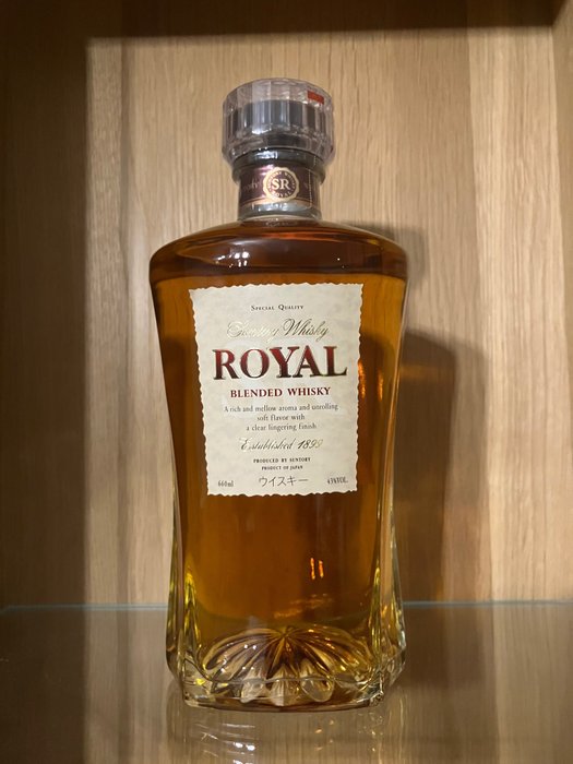 Suntory Royal - SR Blended Whisky  - 660ml