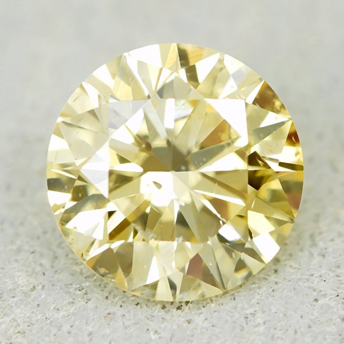 Diamant - 0.35 ct - Briljant - Natural Fancy Light Brownish Yellow - SI2